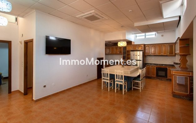 Wiederverkauf - Freistehende Villa - Torrevieja - Torrevieja Centro