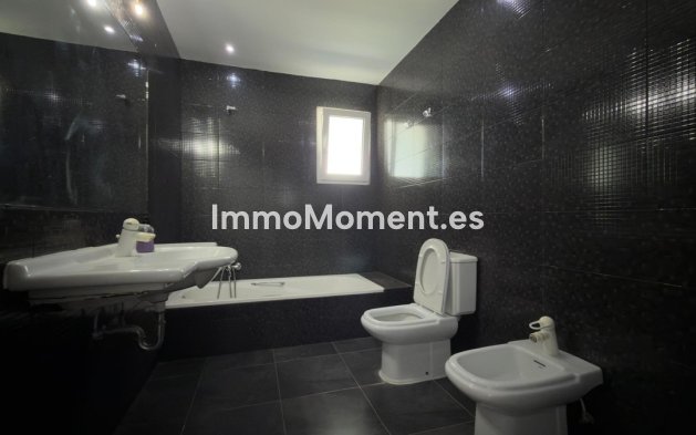 Wiederverkauf - Freistehende Villa - Benidorm - Benidorm Centro