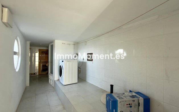 Wiederverkauf - Freistehende Villa - Benidorm - Benidorm Centro