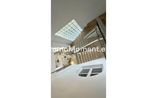 Wiederverkauf - Freistehende Villa - Benidorm - Benidorm Centro