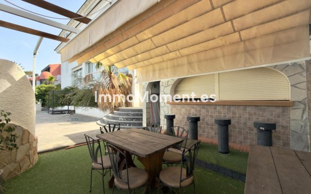 Wiederverkauf - Freistehende Villa - Benidorm - Benidorm Centro