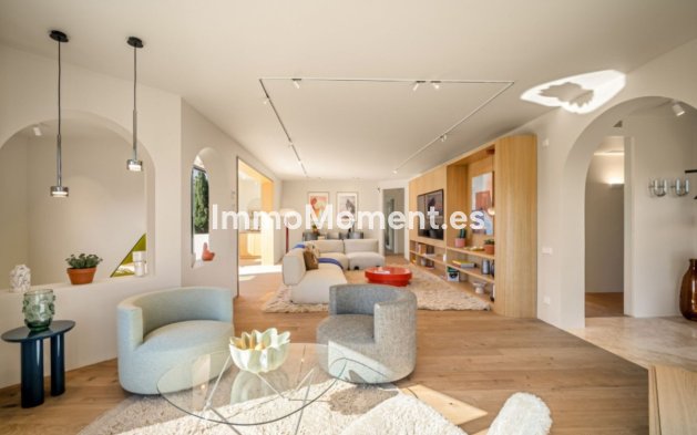 Wiederverkauf - Freistehende Villa - Marbella - Nueva Andalucía