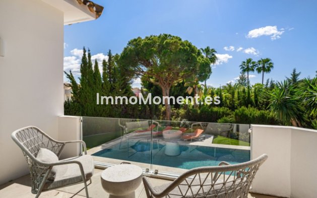Wiederverkauf - Freistehende Villa - Marbella - Nueva Andalucía