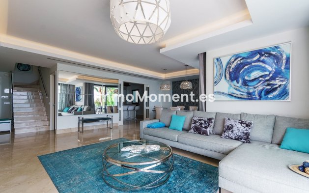 Revente - Appartement - Estepona  - Estepona Centro