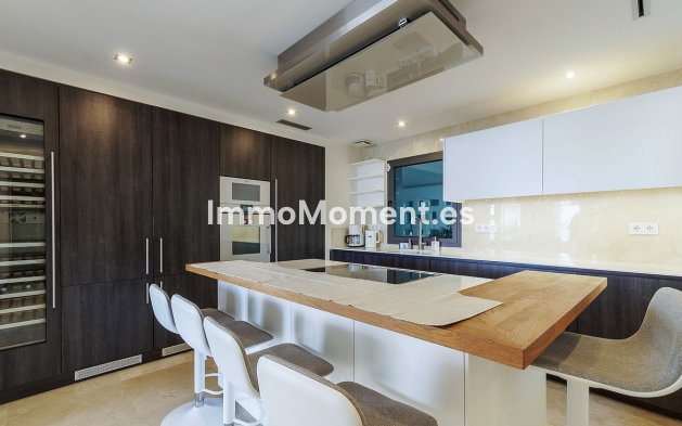 Revente - Appartement - Estepona  - Estepona Centro