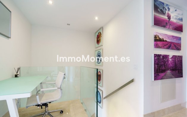 Revente - Appartement - Estepona  - Estepona Centro