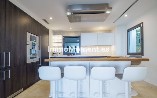 Revente - Appartement - Estepona  - Estepona Centro