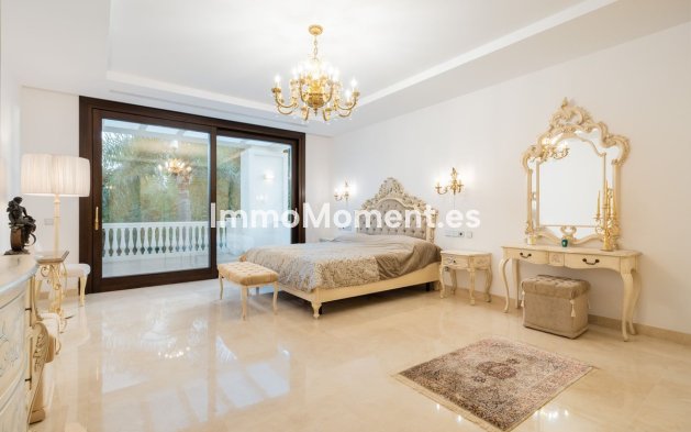 Revente - Villa individuelle - Estepona  - Estepona Centro
