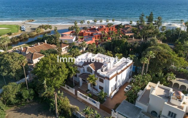 Revente - Villa individuelle - Estepona  - Estepona Centro