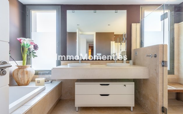 Bestaande woning - Appartement - Benahavís