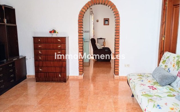 Bestaande woning - Vrijstaande villa - Estepona  - Estepona Centro