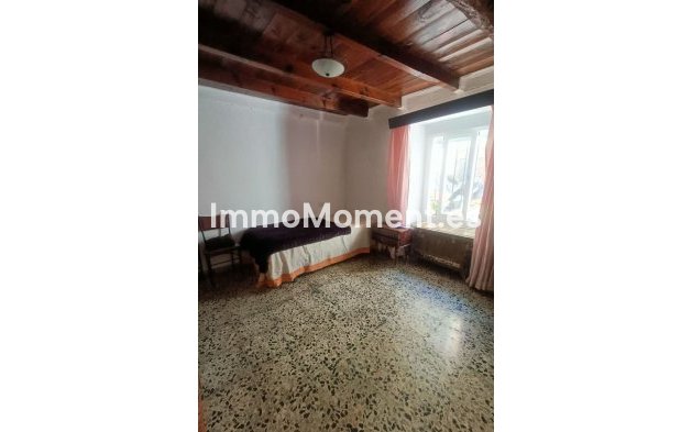 Bestaande woning - Vrijstaande villa - Estepona  - Estepona Centro