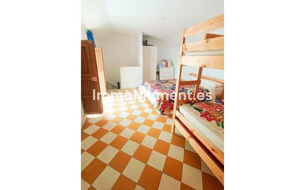 Bestaande woning - Vrijstaande villa - Estepona  - Estepona Centro