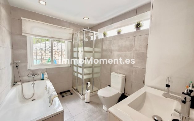 Wiederverkauf - Freistehende Villa - Benalmadena - Benalmadena Centro