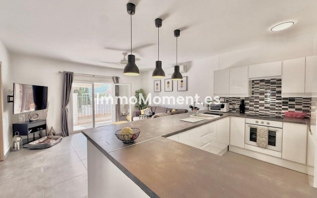 Wiederverkauf - Freistehende Villa - Benalmadena - Benalmadena Centro