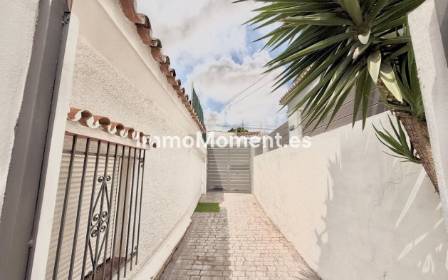 Wiederverkauf - Freistehende Villa - Benalmadena - Benalmadena Centro