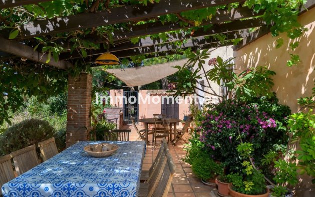 Bestaande woning - Vrijstaande villa - Estepona  - Estepona Centro
