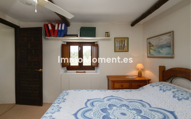 Bestaande woning - Vrijstaande villa - Estepona  - Estepona Centro
