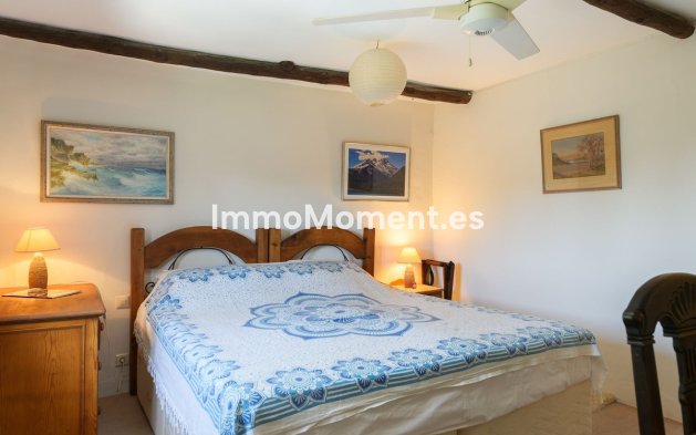 Bestaande woning - Vrijstaande villa - Estepona  - Estepona Centro