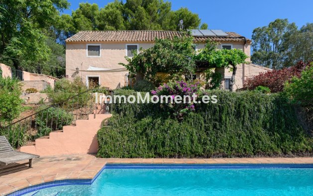 Bestaande woning - Vrijstaande villa - Estepona  - Estepona Centro