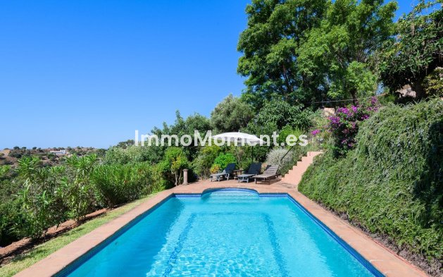 Bestaande woning - Vrijstaande villa - Estepona  - Estepona Centro