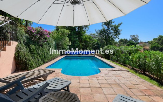 Bestaande woning - Vrijstaande villa - Estepona  - Estepona Centro