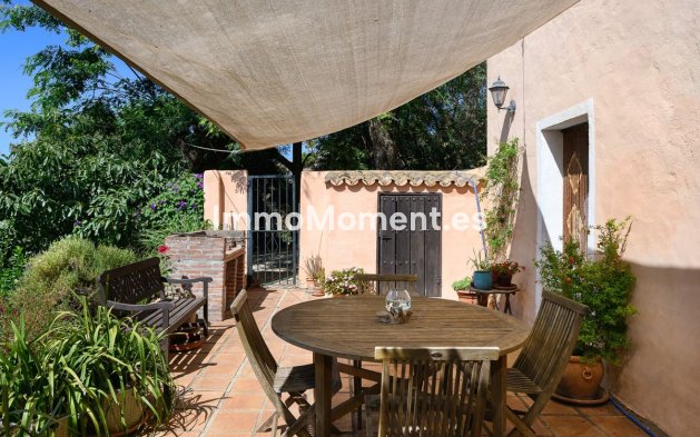 Bestaande woning - Vrijstaande villa - Estepona  - Estepona Centro