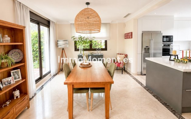 Bestaande woning - Vrijstaande villa - Estepona  - Estepona Centro