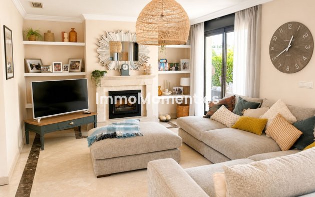Bestaande woning - Vrijstaande villa - Estepona  - Estepona Centro