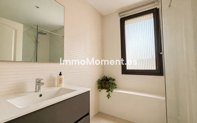Bestaande woning - Vrijstaande villa - Estepona  - Estepona Centro