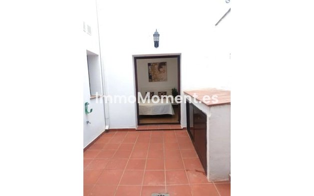 Resale - Apartment - Inland  - Monda