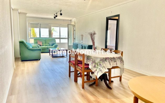 Wiederverkauf - Wohnung - Torrevieja - Torrevieja Centro