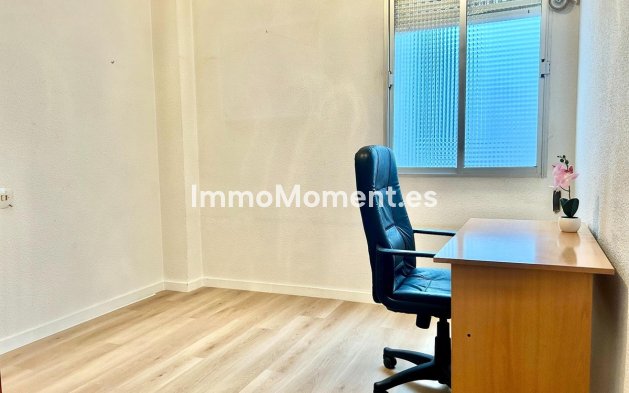 Wiederverkauf - Wohnung - Torrevieja - Torrevieja Centro