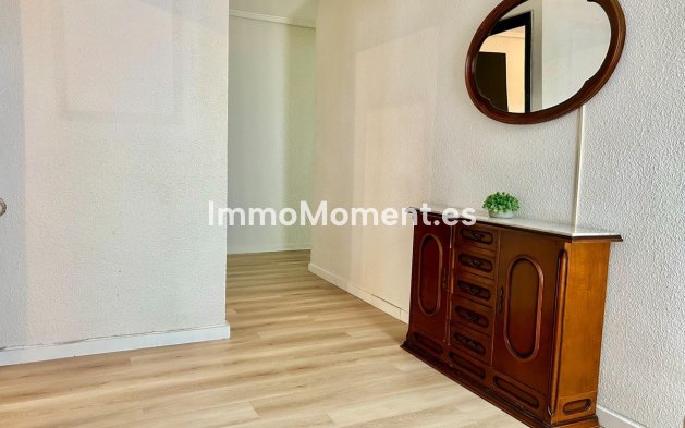 Wiederverkauf - Wohnung - Torrevieja - Torrevieja Centro