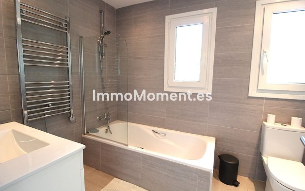 Wiederverkauf - Wohnung - Estepona  - New Golden Mile