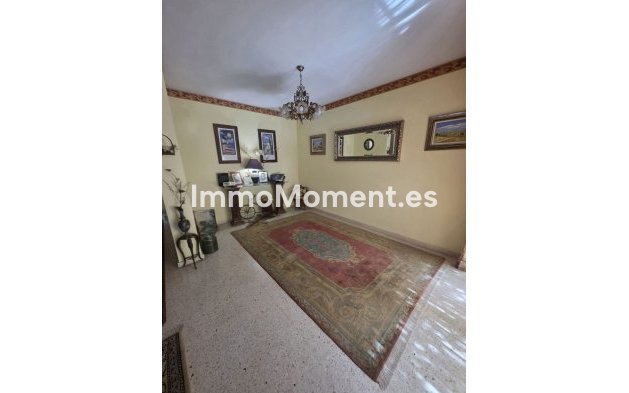 Bestaande woning - Rijtjeshuis - Estepona  - Estepona Centro