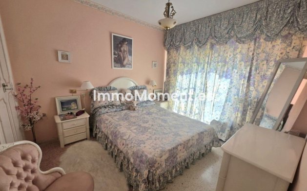 Bestaande woning - Rijtjeshuis - Estepona  - Estepona Centro