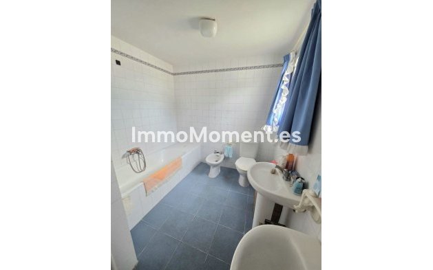 Bestaande woning - Rijtjeshuis - Estepona  - Estepona Centro