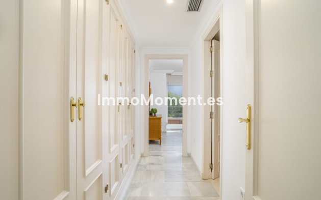 Wiederverkauf - Wohnung - Marbella - Nueva Andalucía