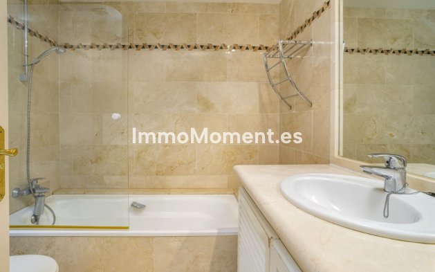 Wiederverkauf - Wohnung - Marbella - Nueva Andalucía