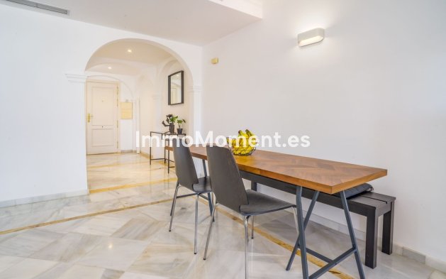 Wiederverkauf - Wohnung - Marbella - Nueva Andalucía