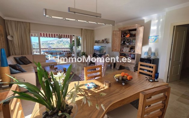 Bestaande woning - Appartement - Estepona  - Atalaya