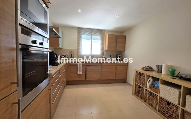 Bestaande woning - Appartement - Estepona  - Atalaya