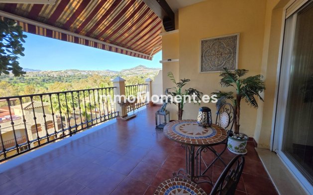 Bestaande woning - Appartement - Estepona  - Atalaya