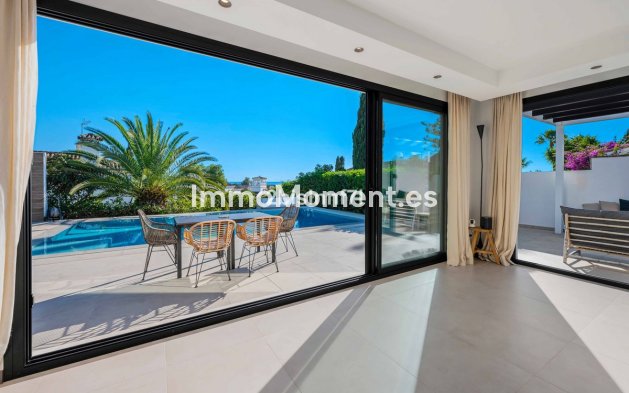 Resale - Detached villa - Marbella - Elviria
