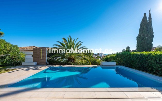 Resale - Detached villa - Marbella - Elviria