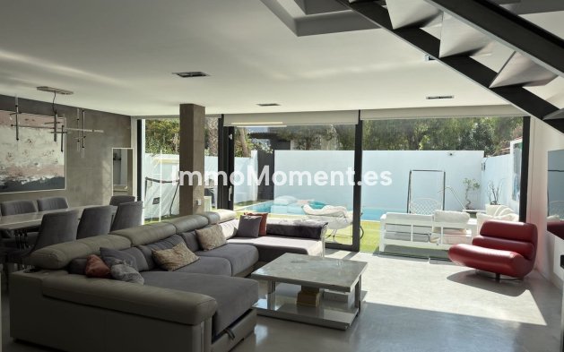 Wiederverkauf - Freistehende Villa - Marbella - Marbella Centro