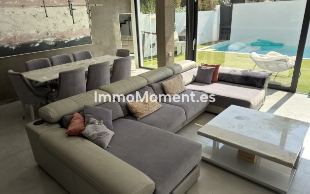 Wiederverkauf - Freistehende Villa - Marbella - Marbella Centro