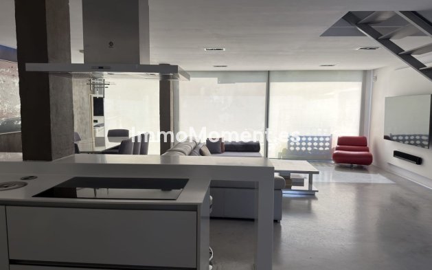 Wiederverkauf - Freistehende Villa - Marbella - Marbella Centro