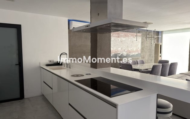 Wiederverkauf - Freistehende Villa - Marbella - Marbella Centro